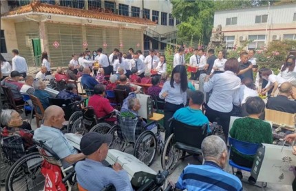 老家养老院分院活动